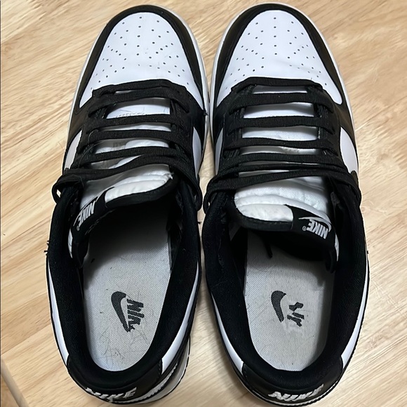 Nike- Dunk Low Panda - Picture 6 of 9